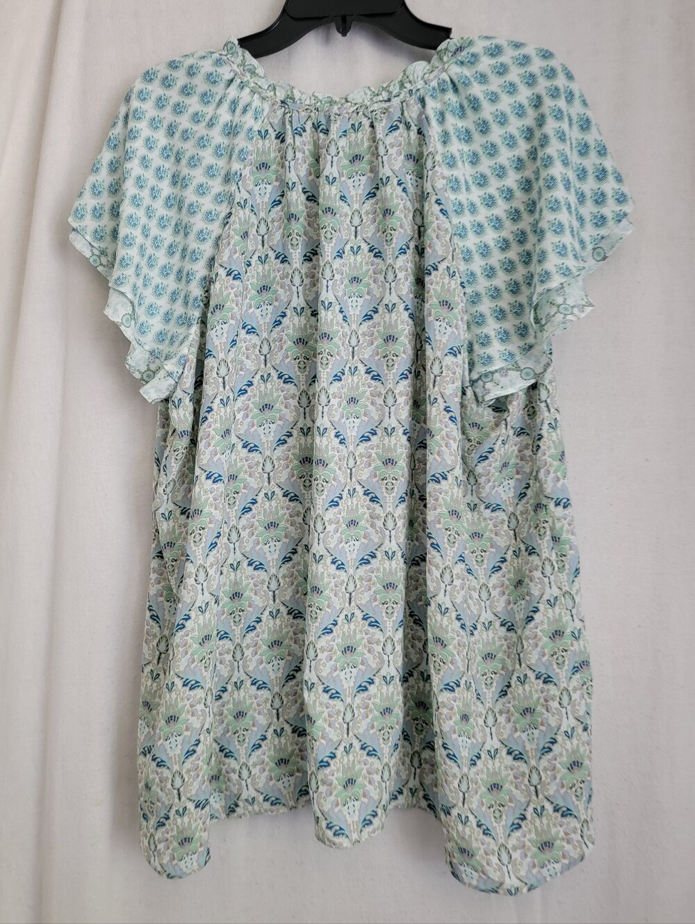 Rose & Olive Mint and Blue Floral Ruffle-Trim Blouse - Picture 4 of 8